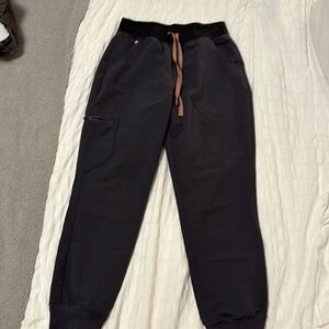 FIGS HIGH-WAISTED ZAMORA JOGGER SCRUB PANTS